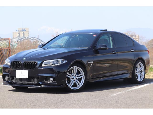 ５シリーズ ５５０ｉ　Ｍスポーツ　後期ＬＣＩ　社外フロンリップ　カーボンリアディフューザー　アダプティブＬＥＤヘッド　黒革シート　サンルーフ　純正ＨＤＤ　純正１９ＡＷ　ヘッドアップディスプレイ　インテリセーフ　ＡＣＣ　電動テールゲート（5枚目）