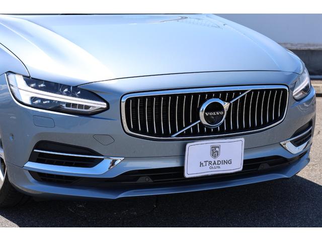 Ｖ９０ Ｔ８　ツインエンジン　ＡＷＤ　インスクリプション　１オーナー　プラグインハイブリッド　マッサージ機能付きパフォーレイテッドファインナッパレザー　ベンチレーター　サンルーフ　Ｂｏｗｅｒｓ＆Ｗｉｌｋｉｎｓ　２０ＡＷ　オレフォス製シフトノブ　電動トランク（26枚目）