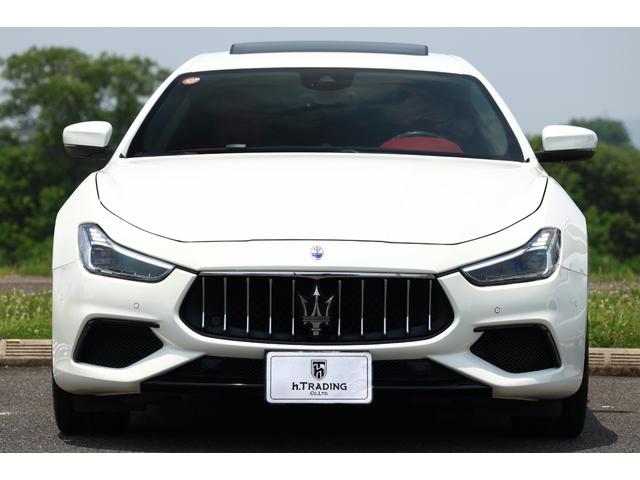 ギブリ グランスポーツ　後期　１オーナー　ドライバーアシスタンスＰＫＧ　アダプティブＬＥＤヘッド　ロッソフルナチュラルレザー　シートヒーター　サンルーフ　純正ナビ　Ｂモニター　ウラーノ２０ＡＷ　レッドキャリパー　Ｐトランク（14枚目）