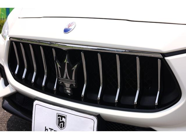ギブリ グランスポーツ　後期　１オーナー　ドライバーアシスタンスＰＫＧ　アダプティブＬＥＤヘッド　ロッソフルナチュラルレザー　シートヒーター　サンルーフ　純正ナビ　Ｂモニター　ウラーノ２０ＡＷ　レッドキャリパー　Ｐトランク（23枚目）