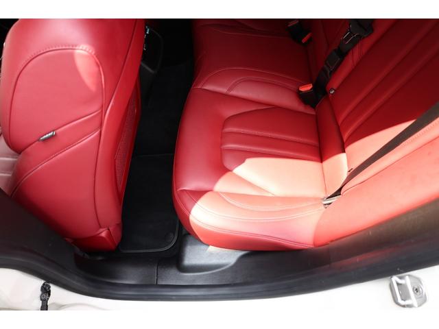 ギブリ グランスポーツ　後期　１オーナー　ドライバーアシスタンスＰＫＧ　アダプティブＬＥＤヘッド　ロッソフルナチュラルレザー　シートヒーター　サンルーフ　純正ナビ　Ｂモニター　ウラーノ２０ＡＷ　レッドキャリパー　Ｐトランク（58枚目）