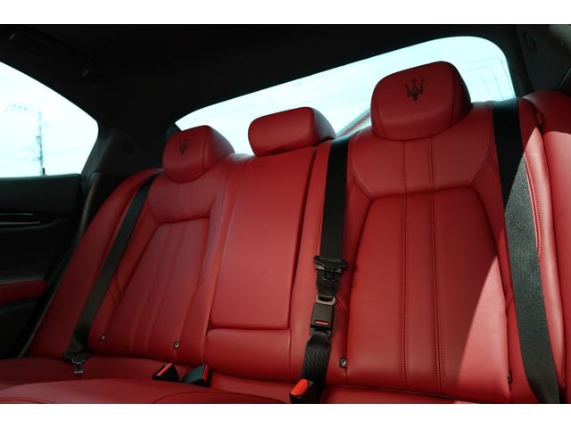 ギブリ グランスポーツ　後期　１オーナー　ドライバーアシスタンスＰＫＧ　アダプティブＬＥＤヘッド　ロッソフルナチュラルレザー　シートヒーター　サンルーフ　純正ナビ　Ｂモニター　ウラーノ２０ＡＷ　レッドキャリパー　Ｐトランク（59枚目）
