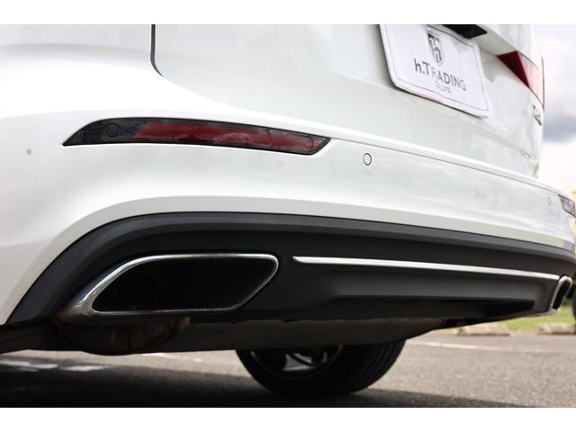 Ｖ６０ Ｔ６　ツインエンジン　ＡＷＤ　インスクリプション　プラグインハイブリッド　トールハンマーＬＥＤ　マッサージ機能付きファインナッパレザー　ベンチレーター　パノラマＳＲ　純正ナビ　全方位カメラ　ｈａｒｍａｎ／ｋａｒｄｏｎ　ＨＵＤ　電動テールゲート（42枚目）