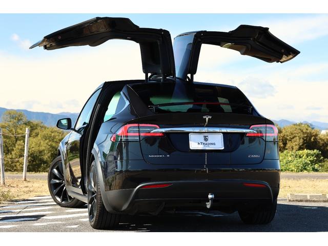 モデルＸ Ｐ１００Ｄ　プレミアムアップグレードＰＫＧ　オートパロット　プレミアムオーディオ　タービンデザイン２２ＡＷ　スマートエアサス　パノラミックウインドシールド　ファルコンウィングドア　牽引フック　電動テールゲート（2枚目）