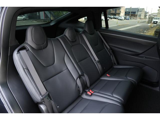 モデルＸ Ｐ１００Ｄ　プレミアムアップグレードＰＫＧ　オートパロット　プレミアムオーディオ　タービンデザイン２２ＡＷ　スマートエアサス　パノラミックウインドシールド　ファルコンウィングドア　牽引フック　電動テールゲート（15枚目）
