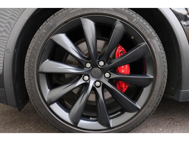 モデルＸ Ｐ１００Ｄ　プレミアムアップグレードＰＫＧ　オートパロット　プレミアムオーディオ　タービンデザイン２２ＡＷ　スマートエアサス　パノラミックウインドシールド　ファルコンウィングドア　牽引フック　電動テールゲート（48枚目）