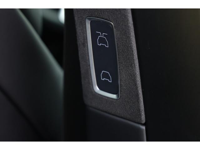 モデルＸ Ｐ１００Ｄ　プレミアムアップグレードＰＫＧ　オートパロット　プレミアムオーディオ　タービンデザイン２２ＡＷ　スマートエアサス　パノラミックウインドシールド　ファルコンウィングドア　牽引フック　電動テールゲート（53枚目）