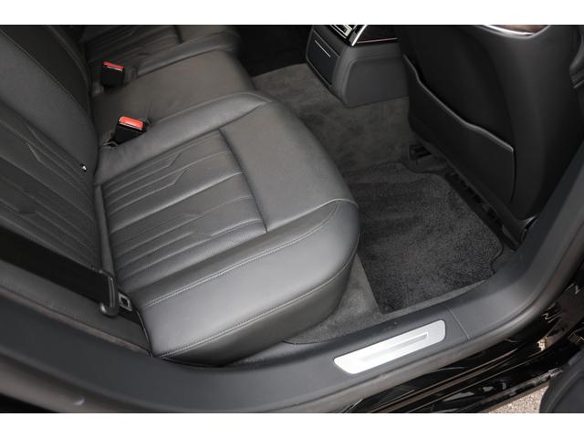 A8 55TFSIクワトロ 後期 コンフォートPKG デジタルマトリクスLED OLEDテール Bang&Olufsen OP20AW プレディクティブアクティブサス パノラマSR ソフトクローズドドア HUD 電動テールゲート(54枚目)