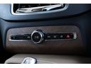Ｔ８　ツインエンジン　ＡＷＤ　インスクリプション　Ｂｏｗｅｒｓ＆Ｗｉｌｋｉｎｓ　パノラマサンルーフ　電格サードシート　７人乗り　マッサージ機能付きパフォーレイテッドファインナッパレザー　ベンチレーター　純正２１ＡＷ　ヘッドアップＤ　電動テールゲート（71枚目）