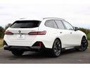 523dツーリングxDrive Mスポーツが入庫いたしました。セレクトPKG、コンフォートドライビングPKG装備車両です。ボディカラーはアルピンホワイトです