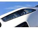 コンペティション　新車保証　１オーナー　Ｍコンフォートパッケージ　アダプティブＬＥＤ　マッサージ機能付メリノレザー　ベンチレーター　パノラマサンルーフ　純正ナビ　全方位カメラ　ｈａｒｍａｎ／ｋａｒｄｏｎ　２１／２２ＡＷ（25枚目）