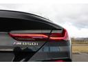 Ｍ８５０ｉ　ｘＤｒｉｖｅクーペ　レーザーライト　Ｂ＆Ｗダイヤモンドサウンド　フィオナレッド／ブラックフルレザーメリノ　ベンチレーター　カーボンルーフ　ＯＳ７搭載　全方位カメラ　ＨＵＤ　ＡＣＣ　スタイル７２８Ｍ２０ＡＷ　電動トランク（33枚目）