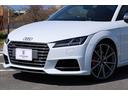 アーバンスポーツリミテッド　１１０台限定車　Ｂａｎｇ＆Ｏｌｕｆｓｅｎ　５スポーク２０ＡＷ　ダイヤキルトファインナッパレザー　バーチャルコックピット　マトリクスＬＥＤ　アウディマグネティックライド　カラードブレーキキャリパー（44枚目）