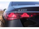 Eクラス E200 アバンギャルド AMGラインパッケージ 新車保証 レザーエクスクルーシブPKG デジタルインテリアPKG アドバンストPKG パノラマルーフ ARナビ MBUXスーパースクリーン Burmester ヘッドアップディスプレイ Pトランク(8枚目)