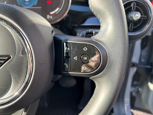 ＭＩＮＩ 　認定中古車・ユニオンジャックテールランプ・ＬＥＤライト・Ｂｌｕｅｔｏｏｔｈ接続・バックカメラ・純正ナビ・リッミター機能・ハイオク・オートワイパー・オートライト（20枚目）