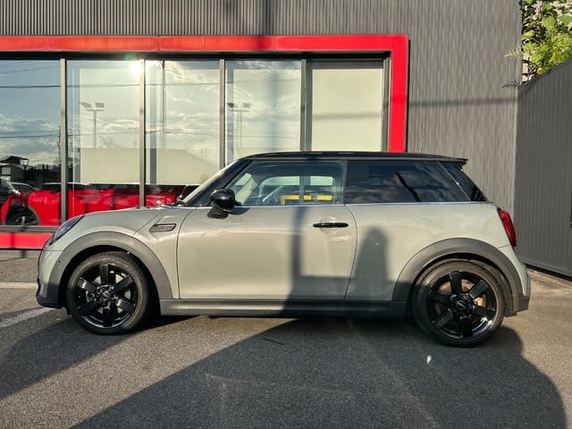 ＭＩＮＩ 　認定中古車・ユニオンジャックテールランプ・ＬＥＤライト・Ｂｌｕｅｔｏｏｔｈ接続・バックカメラ・純正ナビ・リッミター機能・ハイオク・オートワイパー・オートライト（58枚目）