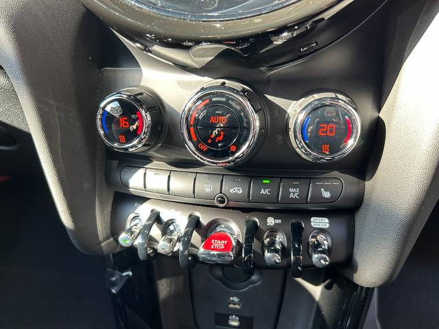 ＭＩＮＩ 　純正ナビ・Ｂｌｕｅｔｏｏｔｈ接続・バックカメラ・オートライト・オートワイパー・ＬＥＤライト・アダクティブクルーズコントロール・追従機能・認定中古車（11枚目）