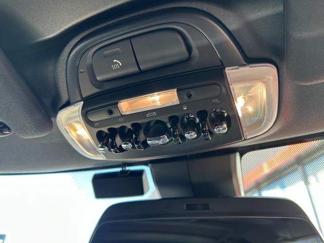 ＭＩＮＩ 　純正ナビ・Ｂｌｕｅｔｏｏｔｈ接続・バックカメラ・オートライト・オートワイパー・ＬＥＤライト・アダクティブクルーズコントロール・追従機能・認定中古車（18枚目）