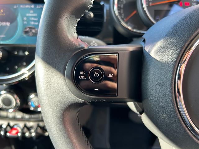 ＭＩＮＩ 　純正ナビ・アイドリングストップ・Ｂｌｕｅｔｏｏｔｈ・カーテンエアバック・１５インチ純正アルミホイール・ＥＴＣ・認定中古車（15枚目）