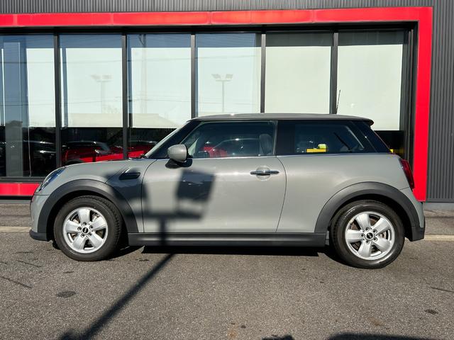 ＭＩＮＩ 　純正ナビ・アイドリングストップ・Ｂｌｕｅｔｏｏｔｈ・カーテンエアバック・１５インチ純正アルミホイール・ＥＴＣ・認定中古車（52枚目）