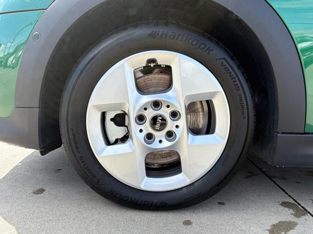 ＭＩＮＩ クーパーＣ　クラシック・トリム　純正ナビ・純正バックカメラ・アダプティブクルーズコントロール・サラウンドビューモニター・オートライト・オートワイパー・アップルカープレイ・アンドロイドオート（31枚目）