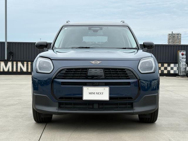 ＭＩＮＩ カントリーマンＤ　フェイバリット・トリム　純正ナビ・純正バックカメラ・アダプティブクルーズコントロール・サラウンドビューモニター・オートライト・オートワイパー・アップルカープレイ・アンドロイドオート（58枚目）