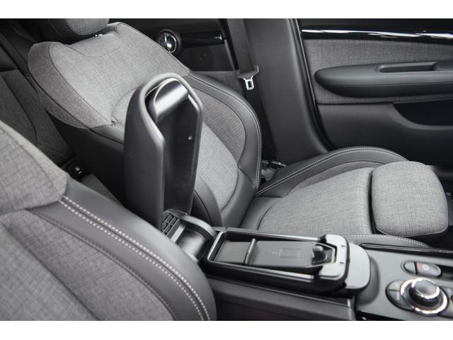 ＭＩＮＩ クーパーＤ　クラブマン　クラシック・トリム　純正バックカメラ・アイドリングストップ・ＥＴＣ・Ｂｌｕｅｔｏｏｔｈ・キーレス・コンフォートアクセス・認定中古車（14枚目）