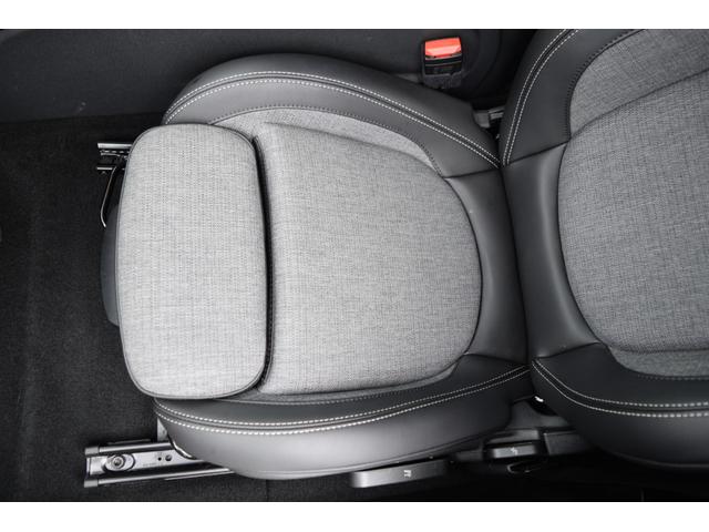 ＭＩＮＩ クーパーＤ　クラブマン　クラシック・トリム　純正バックカメラ・アイドリングストップ・ＥＴＣ・Ｂｌｕｅｔｏｏｔｈ・キーレス・コンフォートアクセス・認定中古車（33枚目）