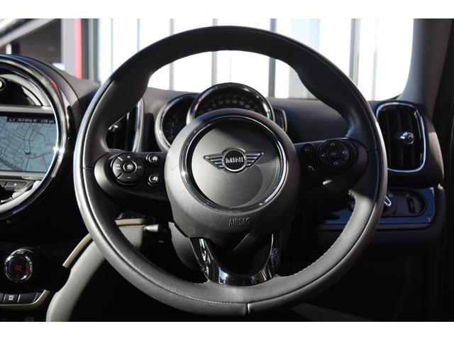 ＭＩＮＩ クーパーＤ　クロスオーバー　純正ＨＤＤナビゲーションシステム／ＥＴＣ２．０／アクティブクルーズコントロール／テールゲートイージーオープナー／純正バックカメラ／コンフォートアクセス／ＬＥＤヘッドライト／純正アルミホイール（18枚目）