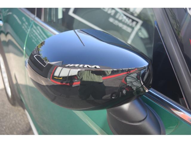 ＭＩＮＩ クーパーＤ　クロスオーバー　純正ＨＤＤナビゲーションシステム／ＥＴＣ２．０／アクティブクルーズコントロール／テールゲートイージーオープナー／純正バックカメラ／コンフォートアクセス／ＬＥＤヘッドライト／純正アルミホイール（29枚目）