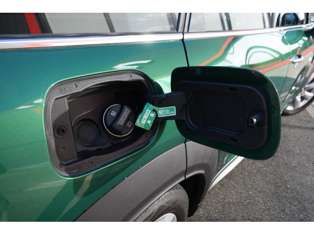 ＭＩＮＩ クーパーＤ　クロスオーバー　純正ＨＤＤナビゲーションシステム／ＥＴＣ２．０／アクティブクルーズコントロール／テールゲートイージーオープナー／純正バックカメラ／コンフォートアクセス／ＬＥＤヘッドライト／純正アルミホイール（31枚目）