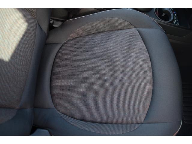 ＭＩＮＩ クーパーＤ　クロスオーバー　純正ＨＤＤナビゲーションシステム／ＥＴＣ２．０／アクティブクルーズコントロール／テールゲートイージーオープナー／純正バックカメラ／コンフォートアクセス／ＬＥＤヘッドライト／純正アルミホイール（36枚目）