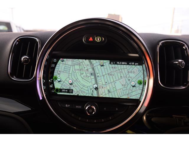 MINI クーパーD クロスオーバー 純正HDDナビゲーションシステム/ETC2.0/テールゲートイージーオープナー/純正バックカメラ/コンフォートアクセス/フォグライト/LEDヘッドライト/純正アルミホイール(8枚目)