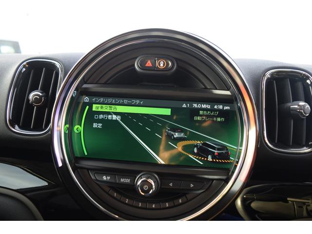 MINI クーパーD クロスオーバー 純正HDDナビゲーションシステム/ETC2.0/テールゲートイージーオープナー/純正バックカメラ/コンフォートアクセス/フォグライト/LEDヘッドライト/純正アルミホイール(9枚目)