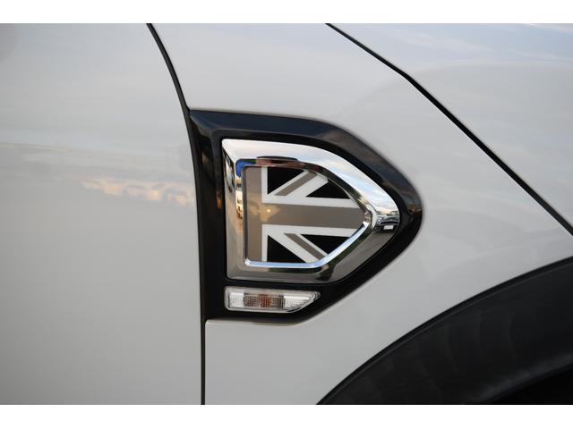 MINI クーパーD クロスオーバー 純正HDDナビゲーションシステム/ETC2.0/テールゲートイージーオープナー/純正バックカメラ/コンフォートアクセス/フォグライト/LEDヘッドライト/純正アルミホイール(27枚目)