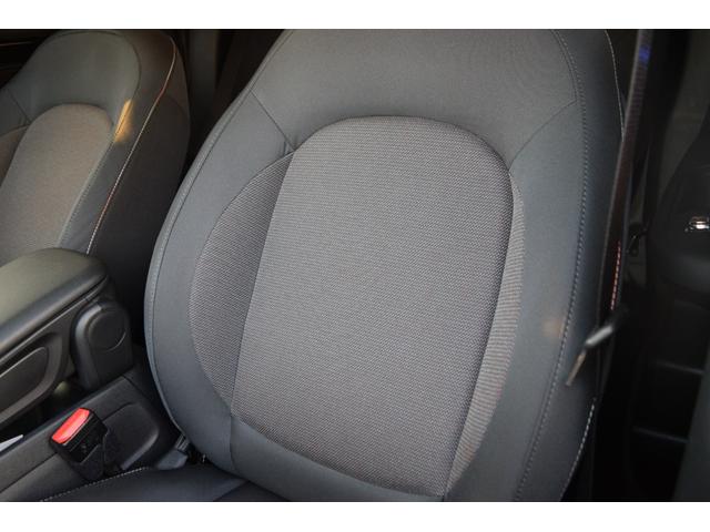 MINI クーパーD クロスオーバー 純正HDDナビゲーションシステム/ETC2.0/テールゲートイージーオープナー/純正バックカメラ/コンフォートアクセス/フォグライト/LEDヘッドライト/純正アルミホイール(41枚目)