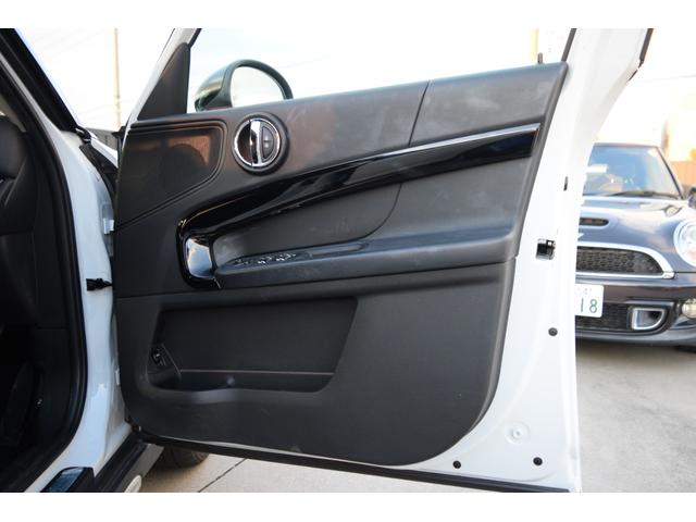 MINI クーパーD クロスオーバー 純正HDDナビゲーションシステム/ETC2.0/テールゲートイージーオープナー/純正バックカメラ/コンフォートアクセス/フォグライト/LEDヘッドライト/純正アルミホイール(48枚目)