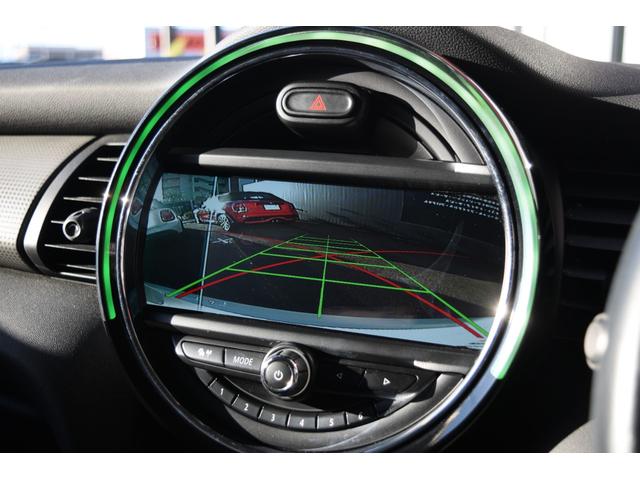 MINI クーパー 純正ナビ・Bluetooth接続・バックカメラ・オートライト・オートワイパー・LEDライト・ETC・認定中古車(10枚目)