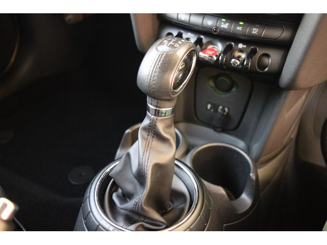 MINI クーパー 純正ナビ・Bluetooth接続・バックカメラ・オートライト・オートワイパー・LEDライト・ETC・認定中古車(12枚目)