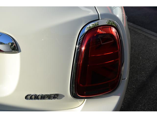 MINI クーパー 純正ナビ・Bluetooth接続・バックカメラ・オートライト・オートワイパー・LEDライト・ETC・認定中古車(24枚目)