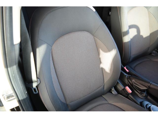 MINI クーパー 純正ナビ・Bluetooth接続・バックカメラ・オートライト・オートワイパー・LEDライト・ETC・認定中古車(29枚目)