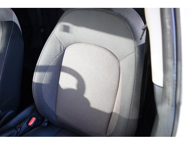 MINI クーパー 純正ナビ・Bluetooth接続・バックカメラ・オートライト・オートワイパー・LEDライト・ETC・認定中古車(32枚目)