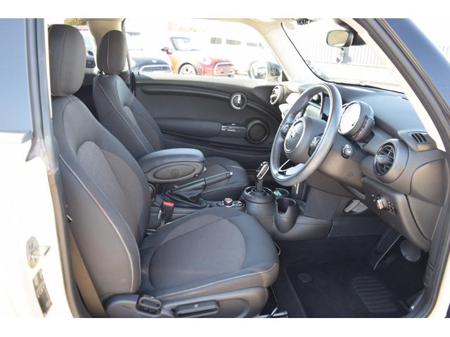 インパネ（運転席側）