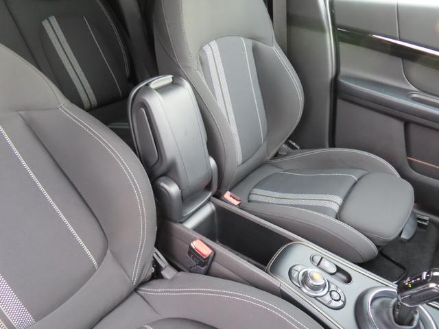 MINI クーパーSD クロスオーバー オール4 認定中古車・Bluetooth接続・バックカメラ・ユニオンジャックテールランプ・オートライ・追従機能・オートワイパー・ETC付き・ALL4・LEDライト・オットマン(16枚目)