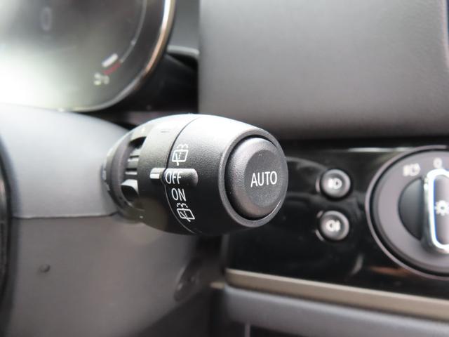 MINI クーパーSD クロスオーバー オール4 認定中古車・Bluetooth接続・バックカメラ・ユニオンジャックテールランプ・オートライ・追従機能・オートワイパー・ETC付き・ALL4・LEDライト・オットマン(21枚目)