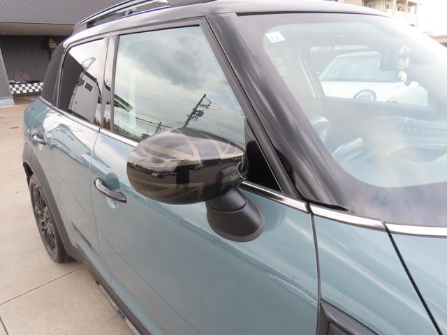 MINI クーパーSD クロスオーバー オール4 認定中古車・Bluetooth接続・バックカメラ・ユニオンジャックテールランプ・オートライ・追従機能・オートワイパー・ETC付き・ALL4・LEDライト・オットマン(29枚目)