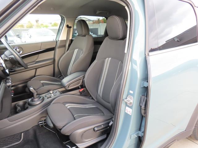 MINI クーパーSD クロスオーバー オール4 認定中古車・Bluetooth接続・バックカメラ・ユニオンジャックテールランプ・オートライ・追従機能・オートワイパー・ETC付き・ALL4・LEDライト・オットマン(39枚目)