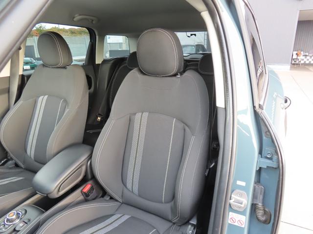 MINI クーパーSD クロスオーバー オール4 認定中古車・Bluetooth接続・バックカメラ・ユニオンジャックテールランプ・オートライ・追従機能・オートワイパー・ETC付き・ALL4・LEDライト・オットマン(40枚目)