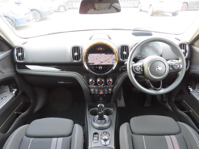 MINI クーパーSD クロスオーバー オール4 認定中古車・Bluetooth接続・バックカメラ・ユニオンジャックテールランプ・オートライ・追従機能・オートワイパー・ETC付き・ALL4・LEDライト・オットマン(44枚目)