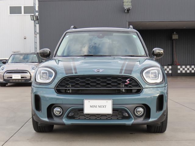 MINI クーパーSD クロスオーバー オール4 認定中古車・Bluetooth接続・バックカメラ・ユニオンジャックテールランプ・オートライ・追従機能・オートワイパー・ETC付き・ALL4・LEDライト・オットマン(57枚目)